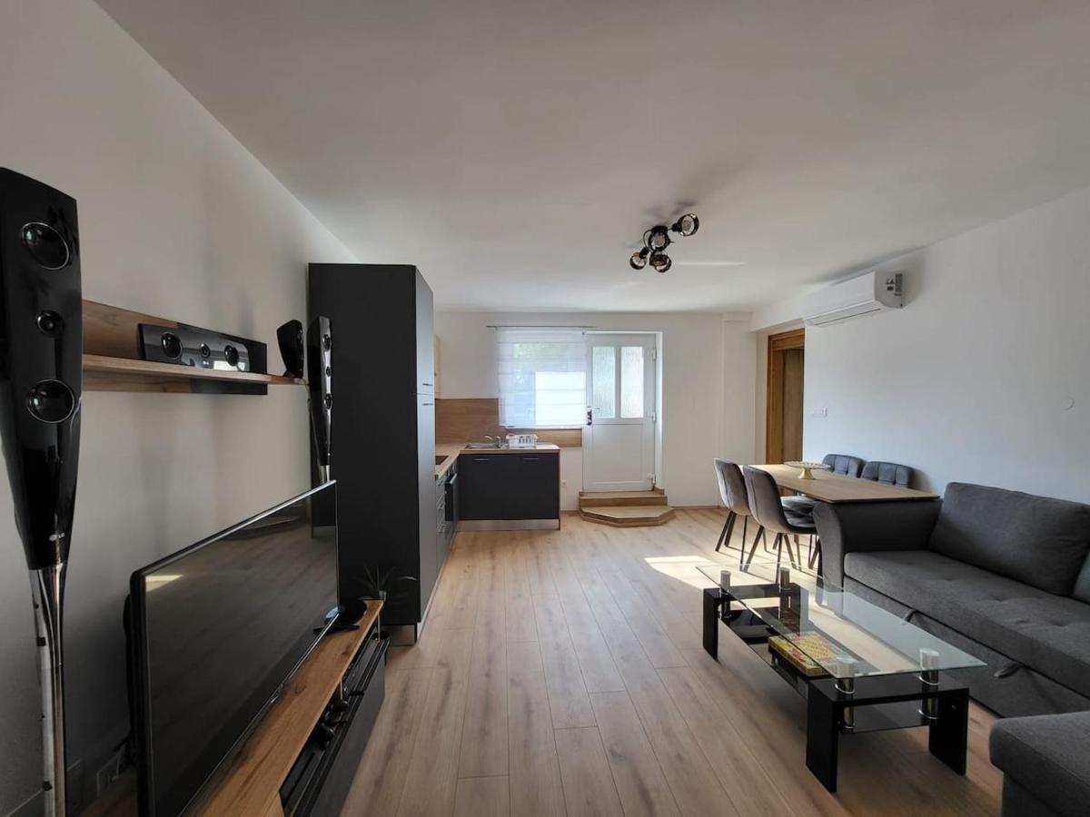 Apartment Dado Слунь Екстер'єр фото